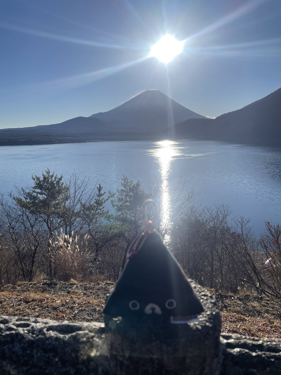 本栖湖にも寄ってきました😊
そういえば洪庵でキャンプしたことないな🤔

#monoso