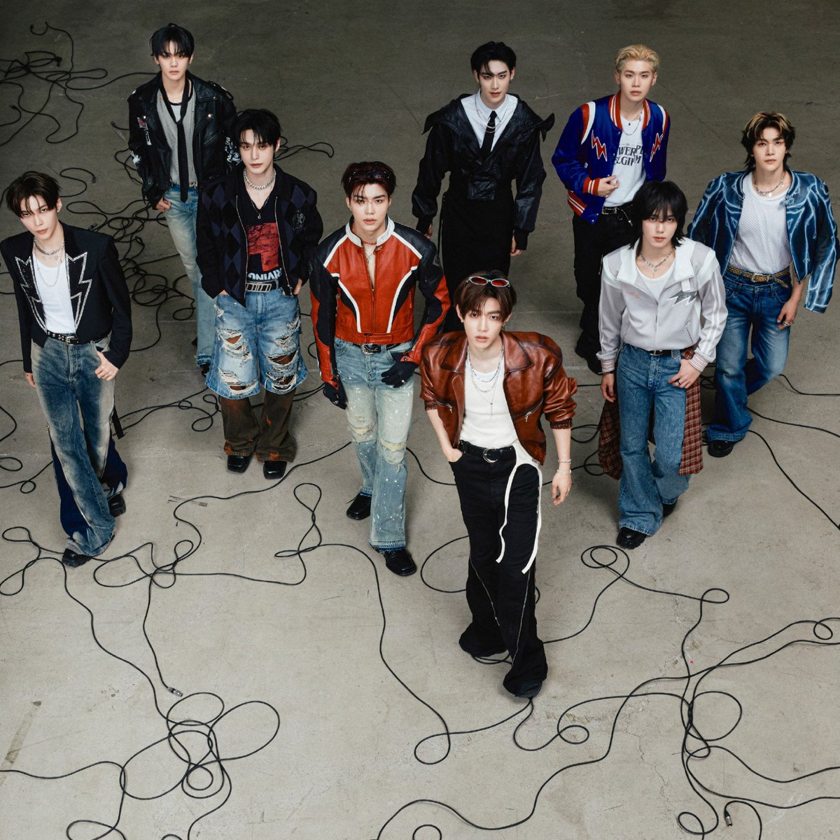 OneilyMusic's tweet image. ZEROBASEONE announces their special limited album ‘RE-FLOW,’ out February 2.