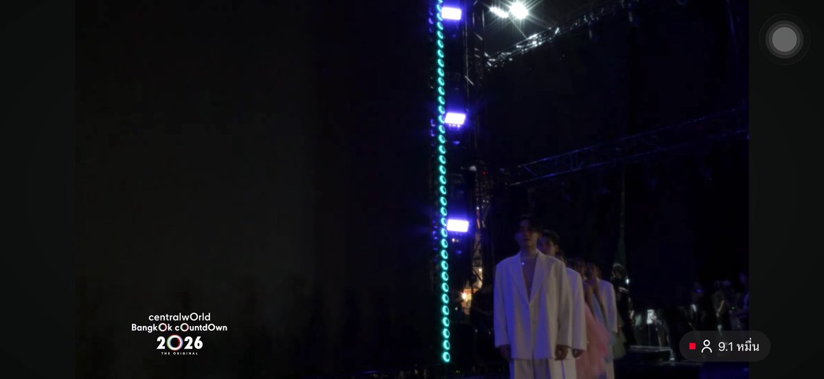 TrendForFB's tweet photo. รู้หรือไม่ ช่วงที่ FreenBecky เริ่มการแสดง #centralwOrldCountdown2026 มีผู้ชมใน YouTube รับชมถึง 91,000 คน

แล้วช่วงกอดกันนั้นมีผู้ชมรับชมถึง 97,000 คน ซึ่งเป็นสถิติที่สูงมากค่า 😍🎉

SAROCHA REBECCA X CTW BYE2025
#CTWCountdown2026XFreenBecky
 #ฟรีนเบค #FreenBecky