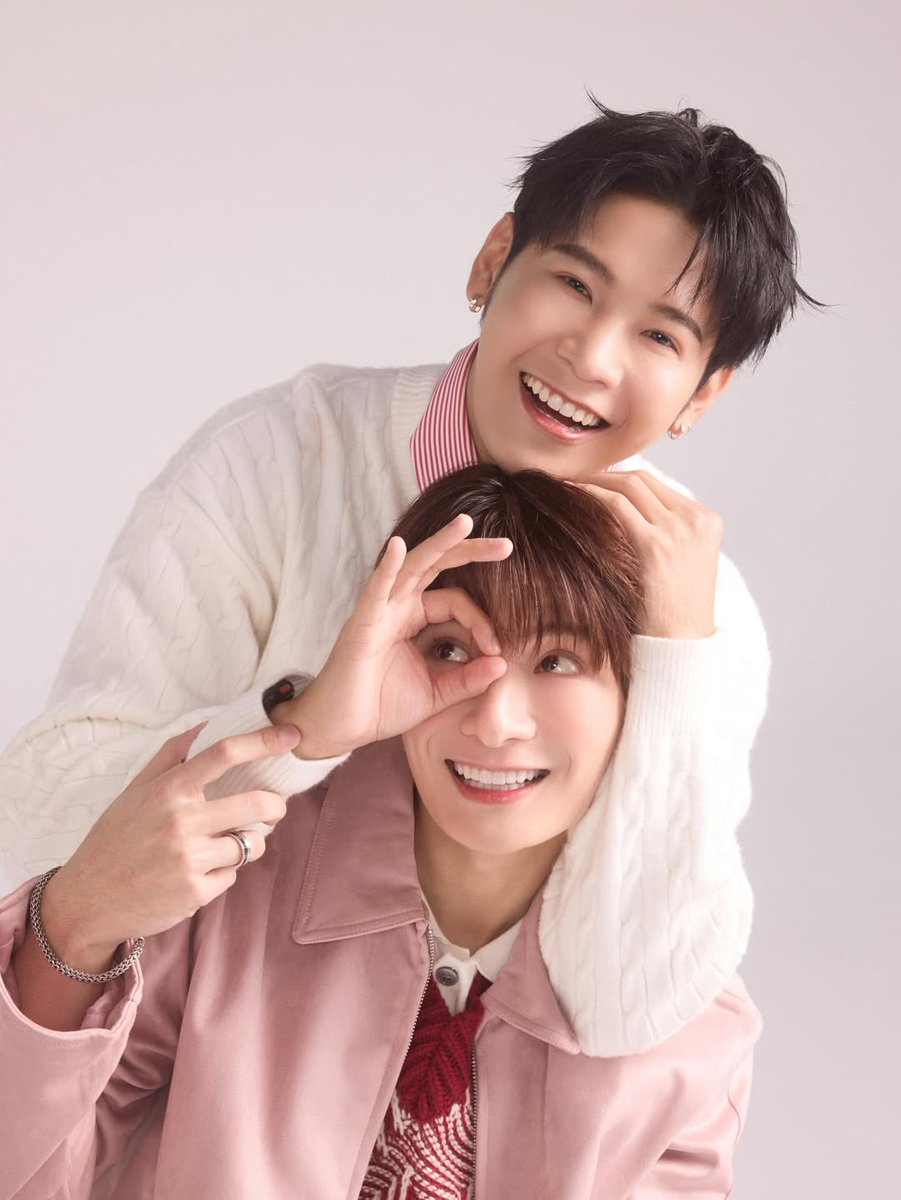 jrwptm's tweet photo. New year same us ,10 years in ❤️

#คริสสิงโต 
#KristPerawat 
#SingtoPrachaya https://t.co/OekmrgJTbi