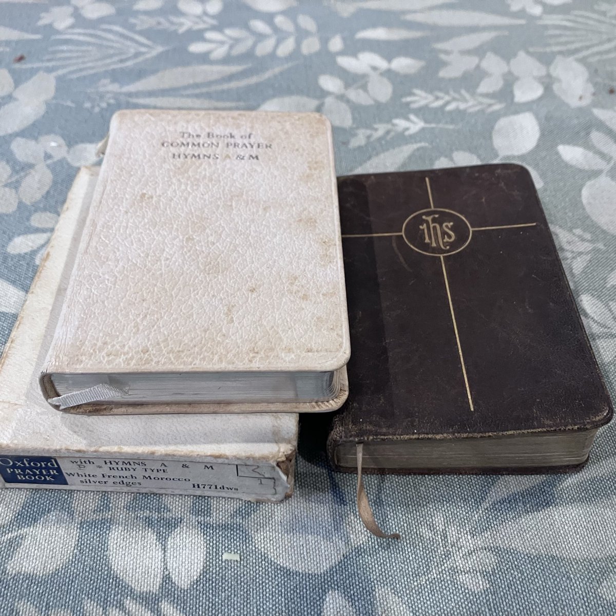 <a href="/PBS_NSW/">Prayer Book Society NSW</a> You made me go &amp; look. I have two 8x12cm BCP + Hymns A&amp;M. The brown one, Ruby 32mo, CUP dates ~1925 (moveable feasts begin 1926). The White French Morocco one, New Ruby, OUP, dates to ~1957 &amp; was given to my Mum, by my grandma, at her Confirmation in 1958. It’s easier to read!