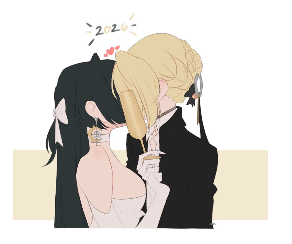 R ★ U ★ N ★ E tweet media