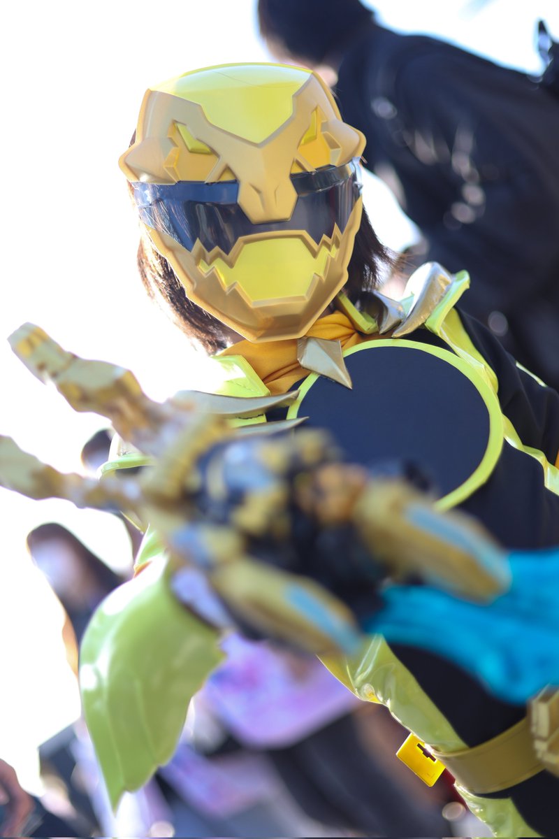 ゴジュウティラノ
ゴジュウレオンのレイヤーさんはじめ、ゴジュウジャーの皆さんにお会いできて子供もとても嬉しそうでした😊
写真もよく会うゆうさんに撮ってもらえて緊張せずにポーズしてくれてよかった😅ありがとうございました！
Photo by <a href="/yu65photo/">yuC(ユウ)</a>