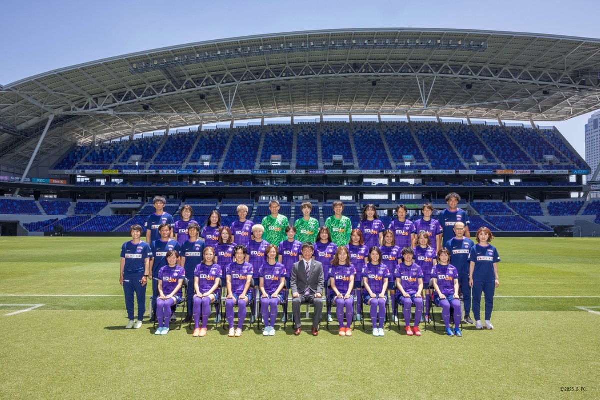 い*O様 皇后杯 優勝限定 キーホルダー サンフレッチェ広島レジーナ