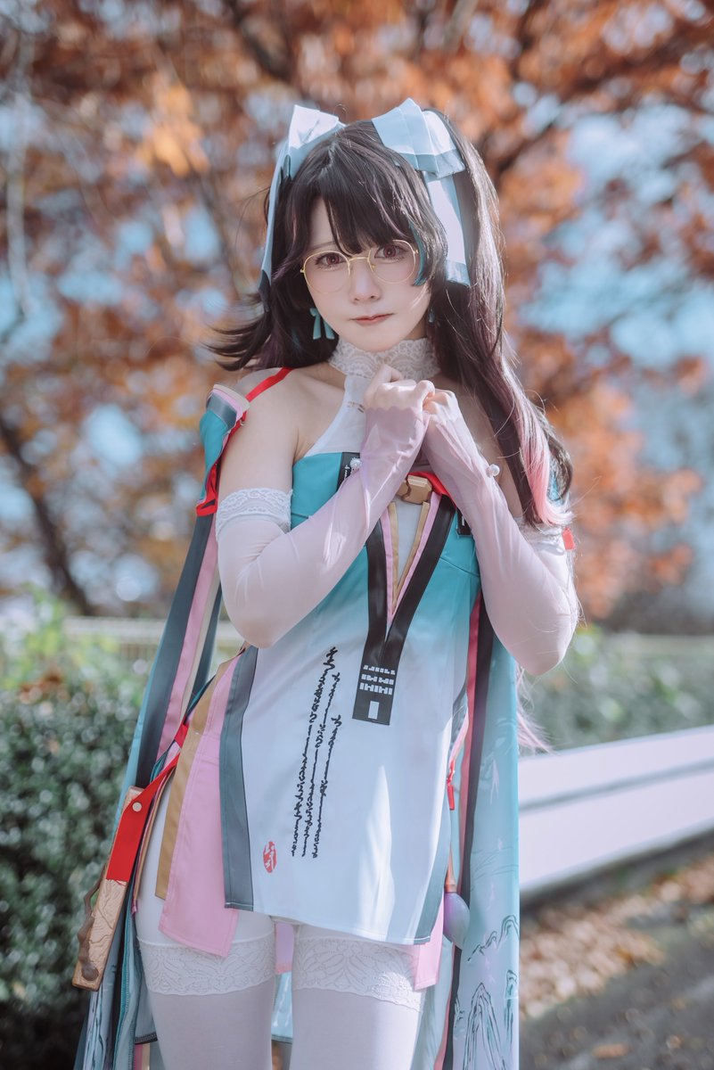 あけましておめでとうございます🌅
昨日の冬コミではたくさんの方にスペースに来て頂けて本当に嬉しかったです🎶
今年も楽しくのんびりコスプレやりたいなと思っております🤍今後とも何卒よろしくお願いいたします🙇🏻‍♀️