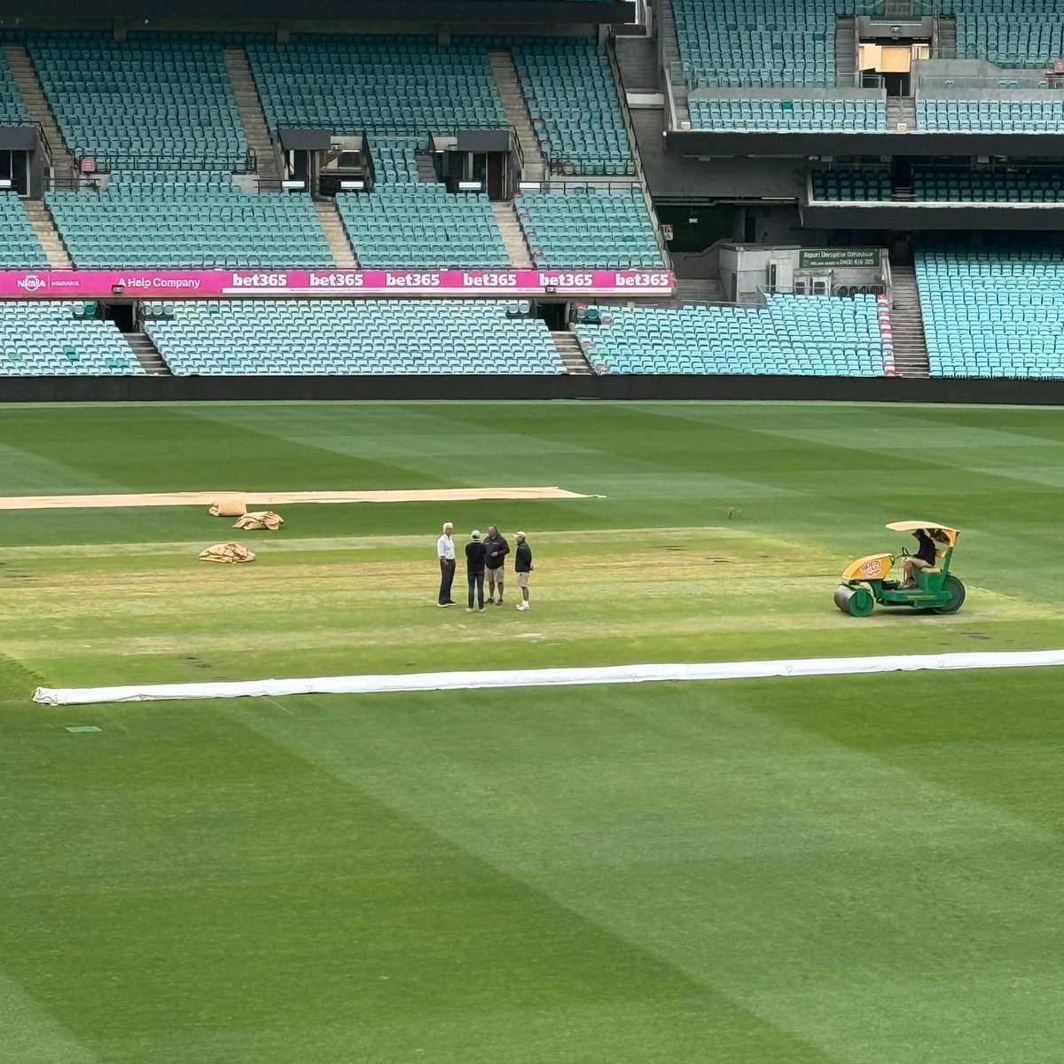 England's Barmy Army 🏴󠁧󠁢󠁥󠁮󠁧󠁿🎺 tweet media