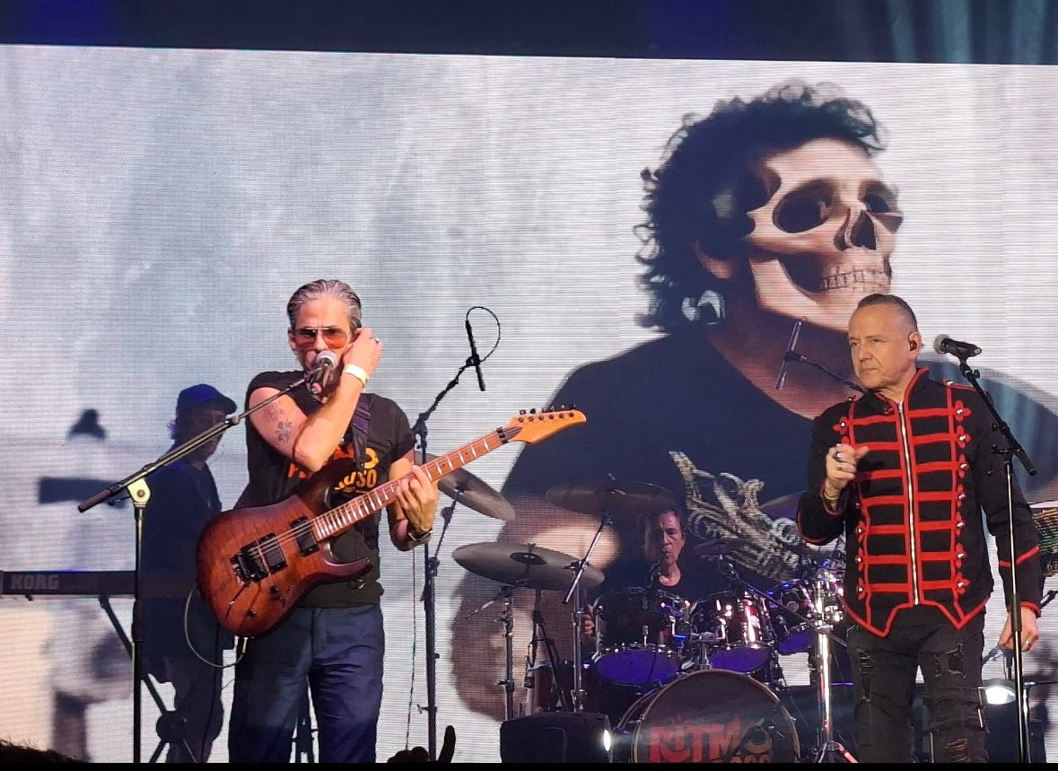 Feliz 2026!!!
Olvídate del futuro y vive tu presente!
❤️