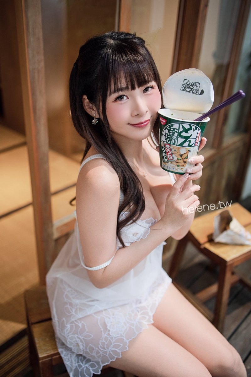 Helene海琳 TW Cosplay tweet media