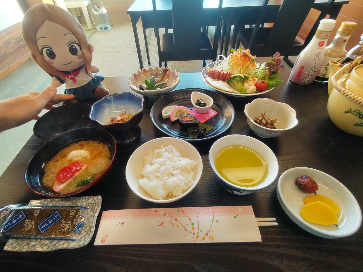 Hiichan20137's tweet photo. 今回もホテルニュー海風さんにお世話になりました。
毎回思うけど、海風さんのご飯って食べると元気いっぱいになるから好き😊

また帰ってきた時はよろしくお願い致します🙇

#小豆島
#ホテルニュー海風 https://t.co/0SPFCwZLxS