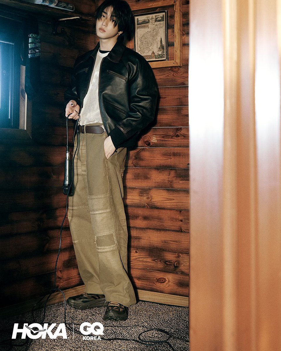 spearhyunnie's tweet image. JISUNG LOOKS SO GOOD