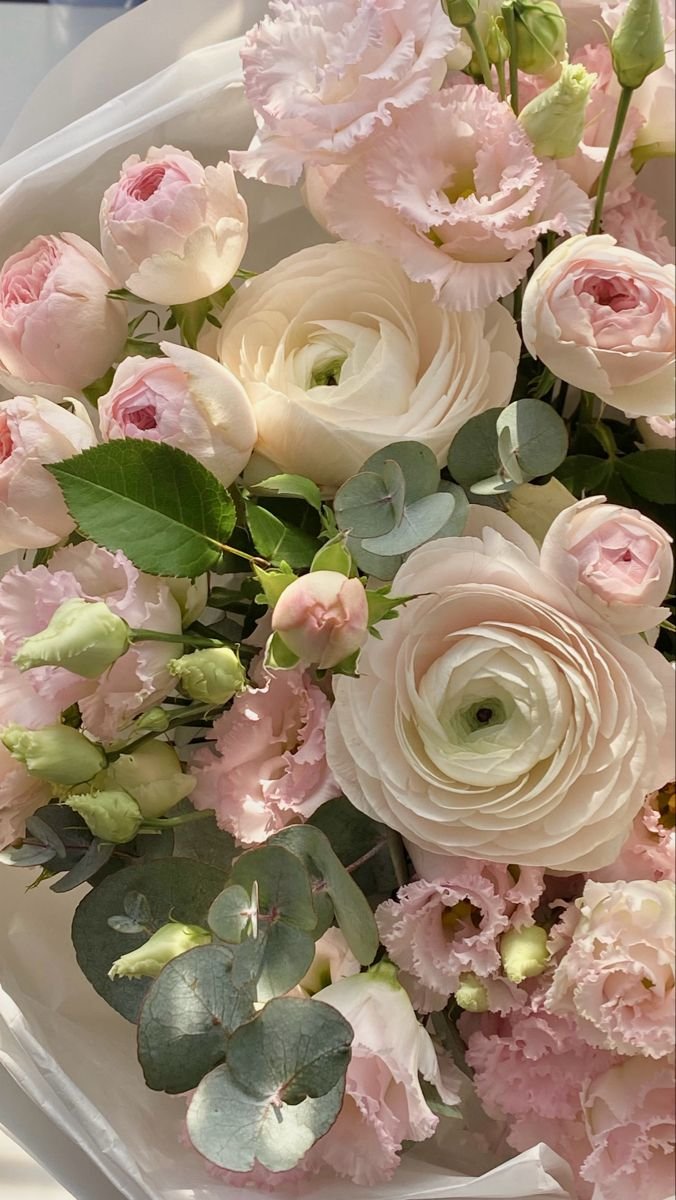 etherealdior's tweet image. flowers, please