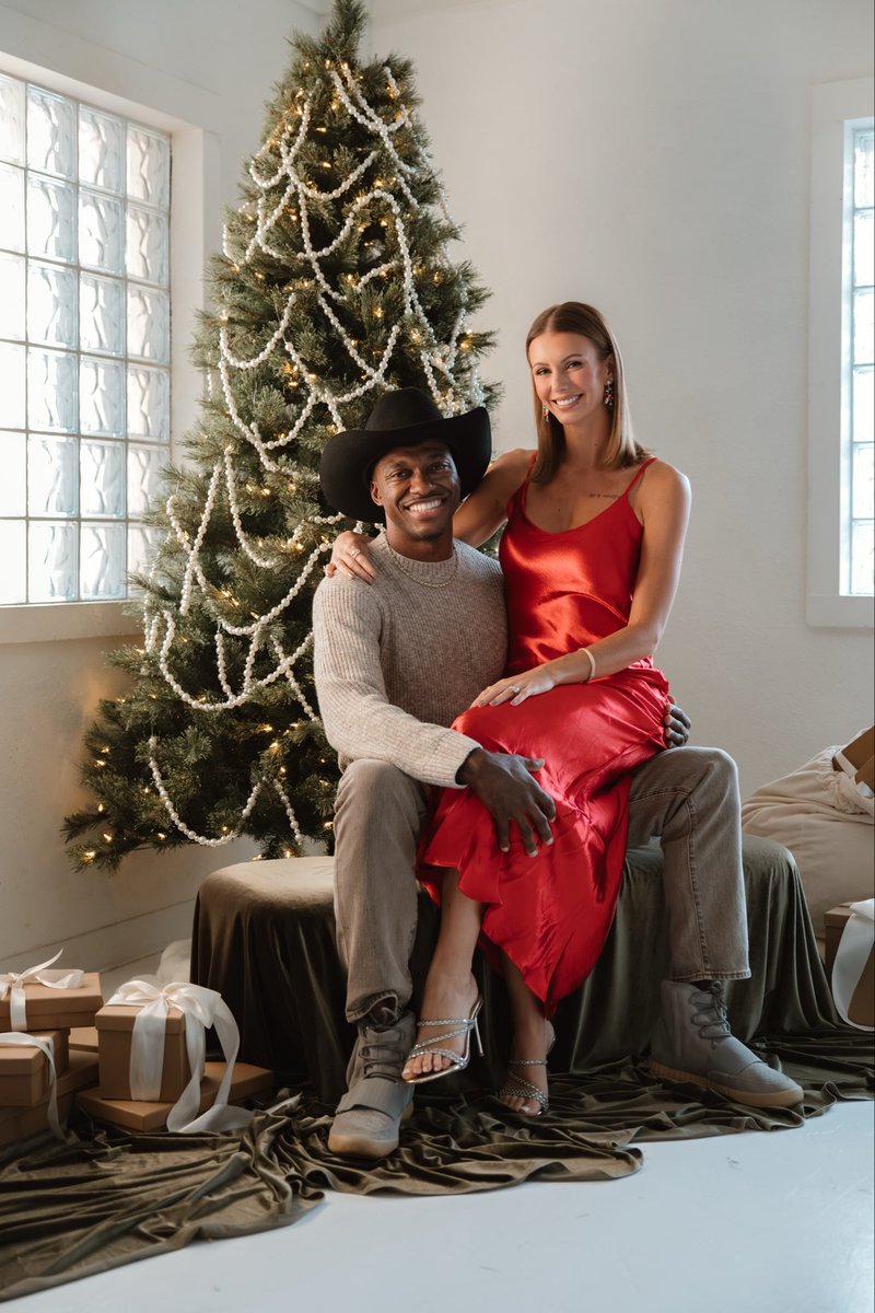 HAPPY NEW YEAR!!
Your 2026 will be way better than 2025.