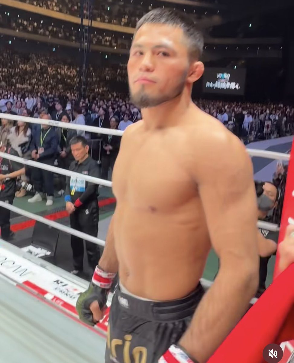 ラジャブアリ・シェイドゥラエフ
この選手は
25年ほど前に
エメリヤーエンコ・ヒョードルがPRIDE参戦で
日本に上陸した時の衝撃を
思い出す。

#RIZIN