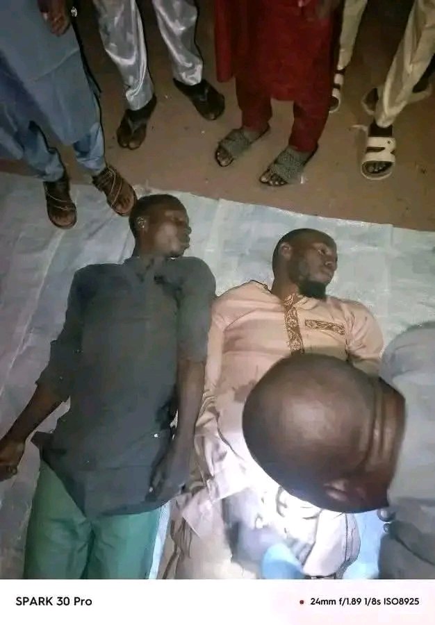DanKatsina50's tweet image. ALERT: Yesterday evening, around the time of Isha’i prayers, armed bandits stormed Tungar-Giwa community in Shanga LGA, Kebbi State. They killed three people, while several others were abducted during the raid, according to local sources. Residents say the community had long been…