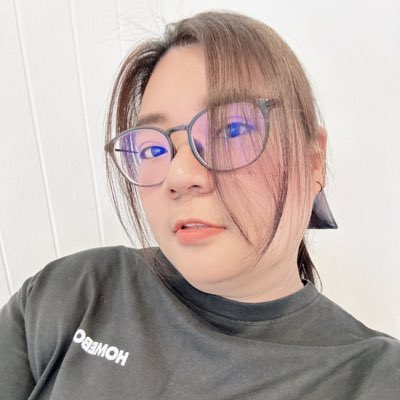 ploybudsara's tweet photo. #NewProfilePic https://t.co/M62Pb95MpC