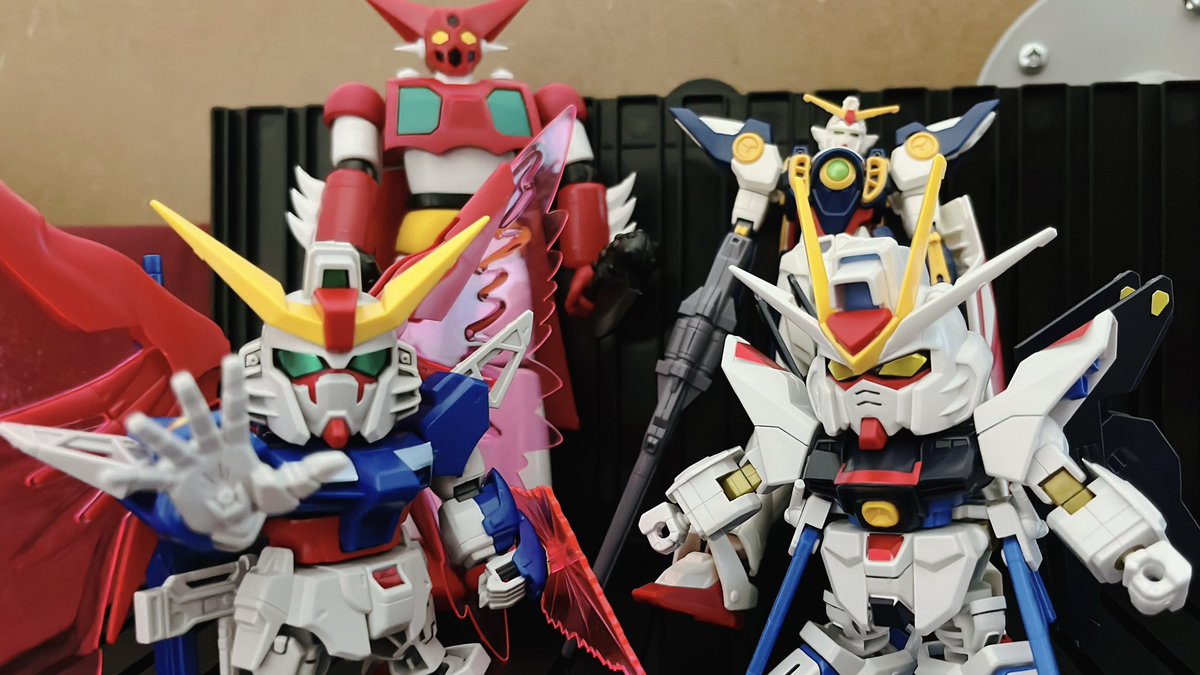 ガンダムW見ながらガンプラ作ったー！！ ヒイロ君自爆しちゃった