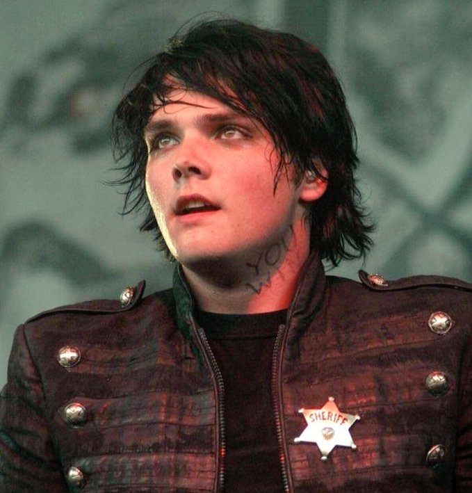 alelvsmcr's tweet image. just how fast the night changes