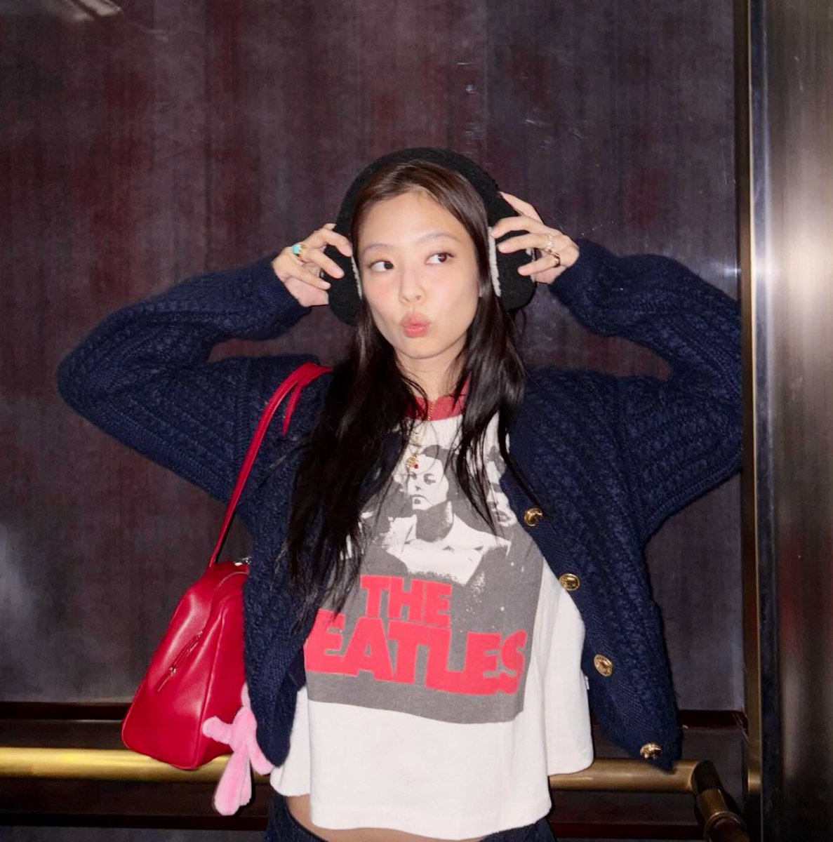 yk2aii's tweet image. 4/4 HAPPY NEW YEAR! 😽