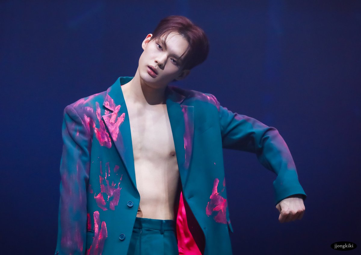jjong_kiki_'s tweet photo. 251231 STF.D 콘서트 밤공 #강경호 https://t.co/oPD7LevJ8a