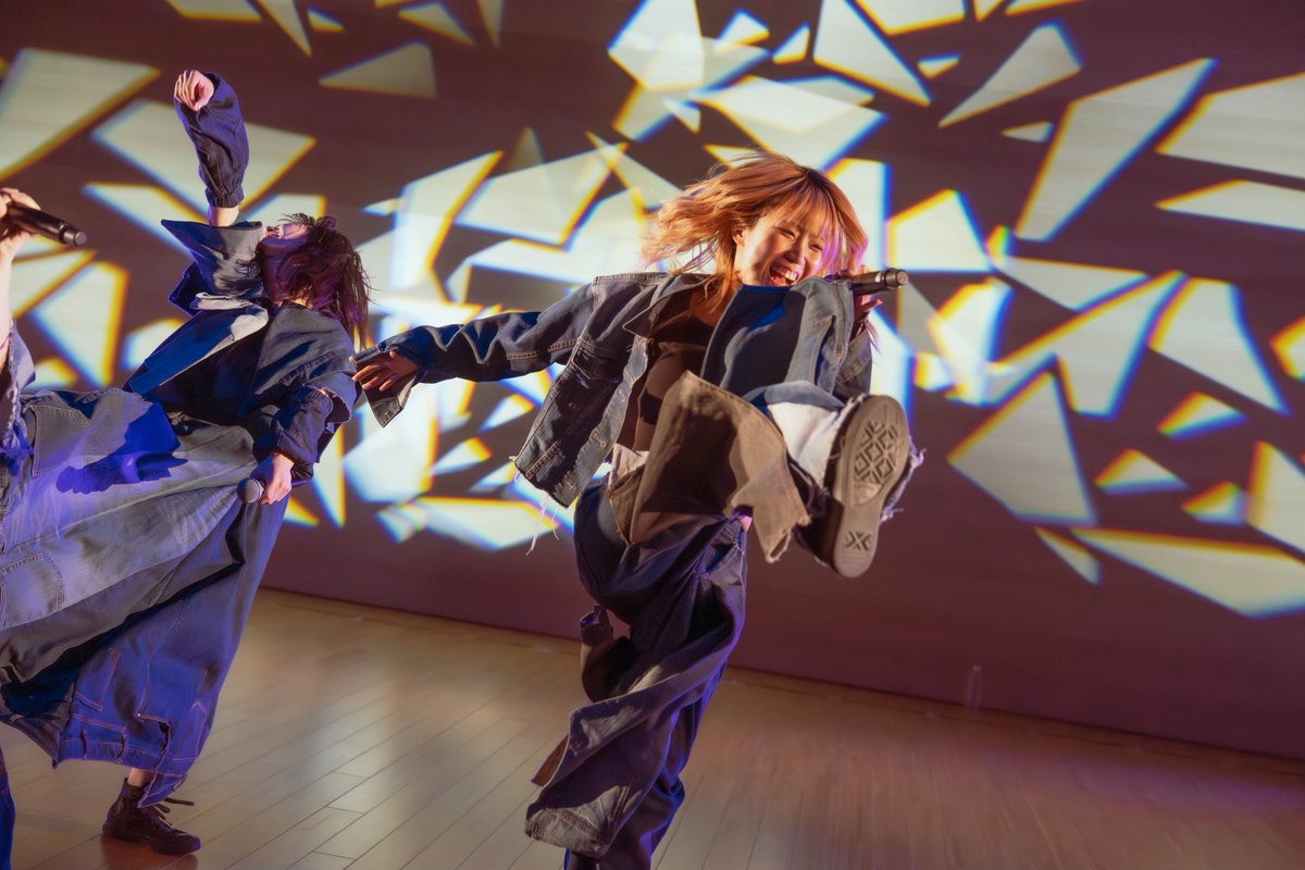 お年玉どす
ため込んでた写真たち！
お正月時間ある時に、お酒のおともにゆっくり見てくださいー！（BLUEGOATS）

11/15 きょうそう（共創）
SHIBUYA CYCLONE 81枚

xgf.nu/0xYkj

11/23 コペルニクス的転回 
東大駒場祭79枚

xgf.nu/9BvFV

11/30