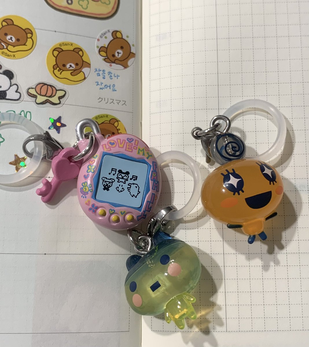 지짜귀여움 가챠화면 안에 사꾸도 시요니도있음