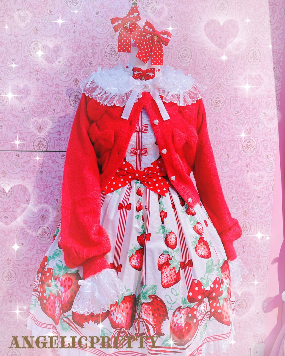 Angelic Pretty 摘みたていちごジャンパースカート Angelic Pretty 摘みたていちごジャンパースカート ✨Angelic Pretty