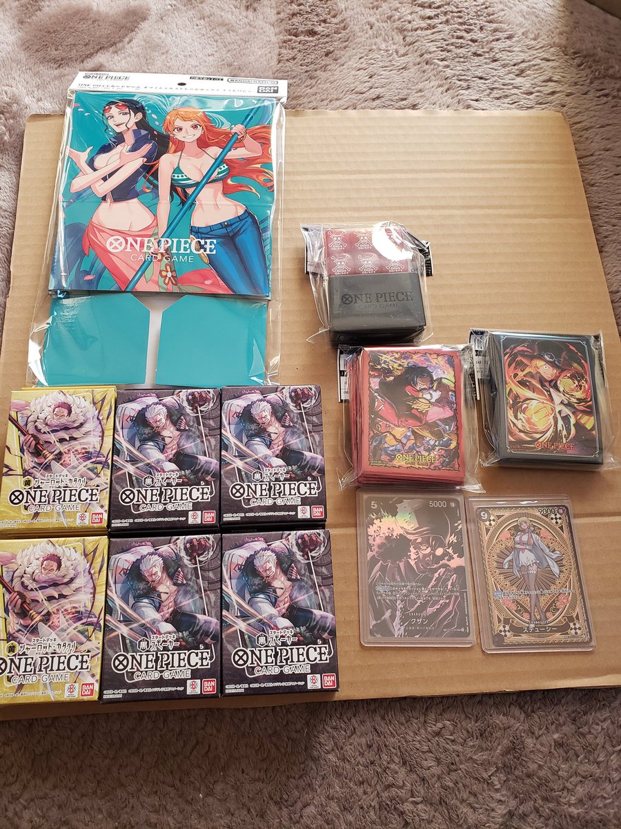 ONE PIECE 福箱　海賊箱　輩缶バッジ　ルフィ　10点 ONE PIECE ワンピース福箱 福箱 海賊箱 輩缶バッジ ルフィ 10点