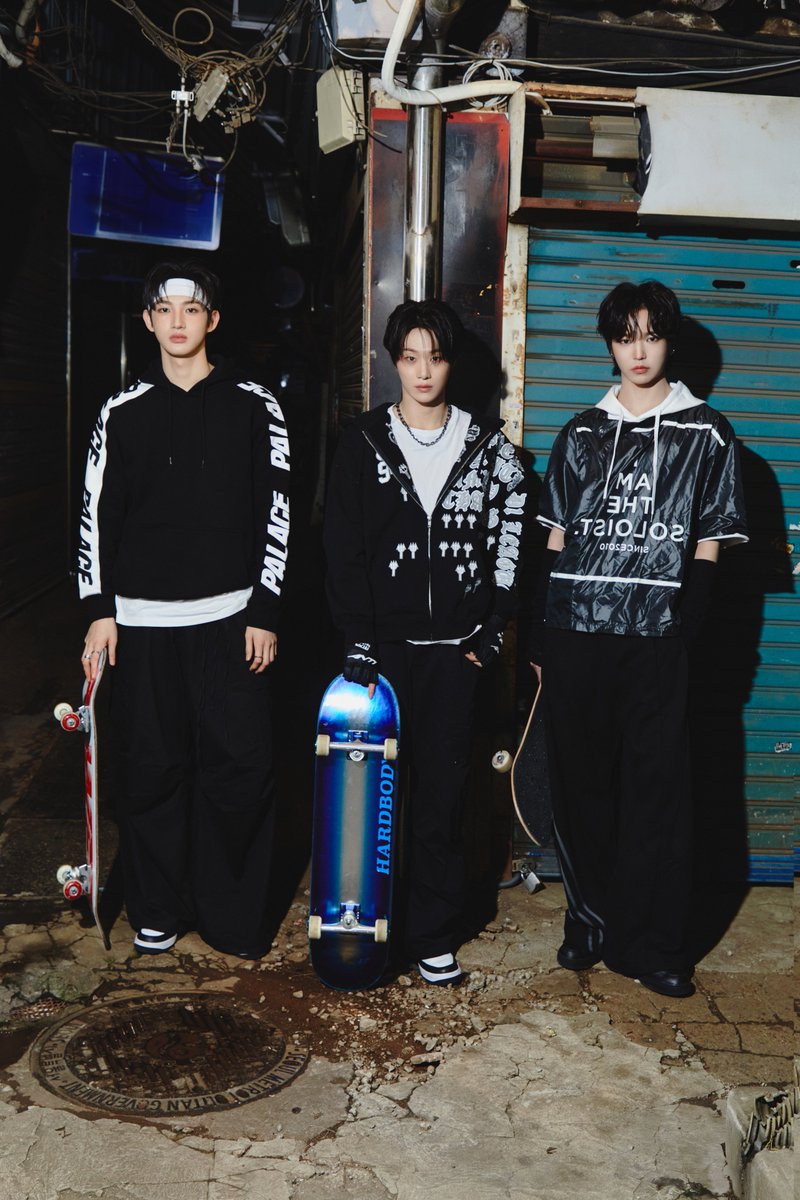 idntt_cosmo's tweet image. idntt &amp;lt;yesweare&amp;gt;
Concept Photo Street Boy A ver.

unevermet

2026.01.05 6PM KST

#idntt #아이덴티티 #アイデンティティ
#unevermet
#김희주 #kimheeju #이재영 #leejaeyoung #남지운 #namjiwoon