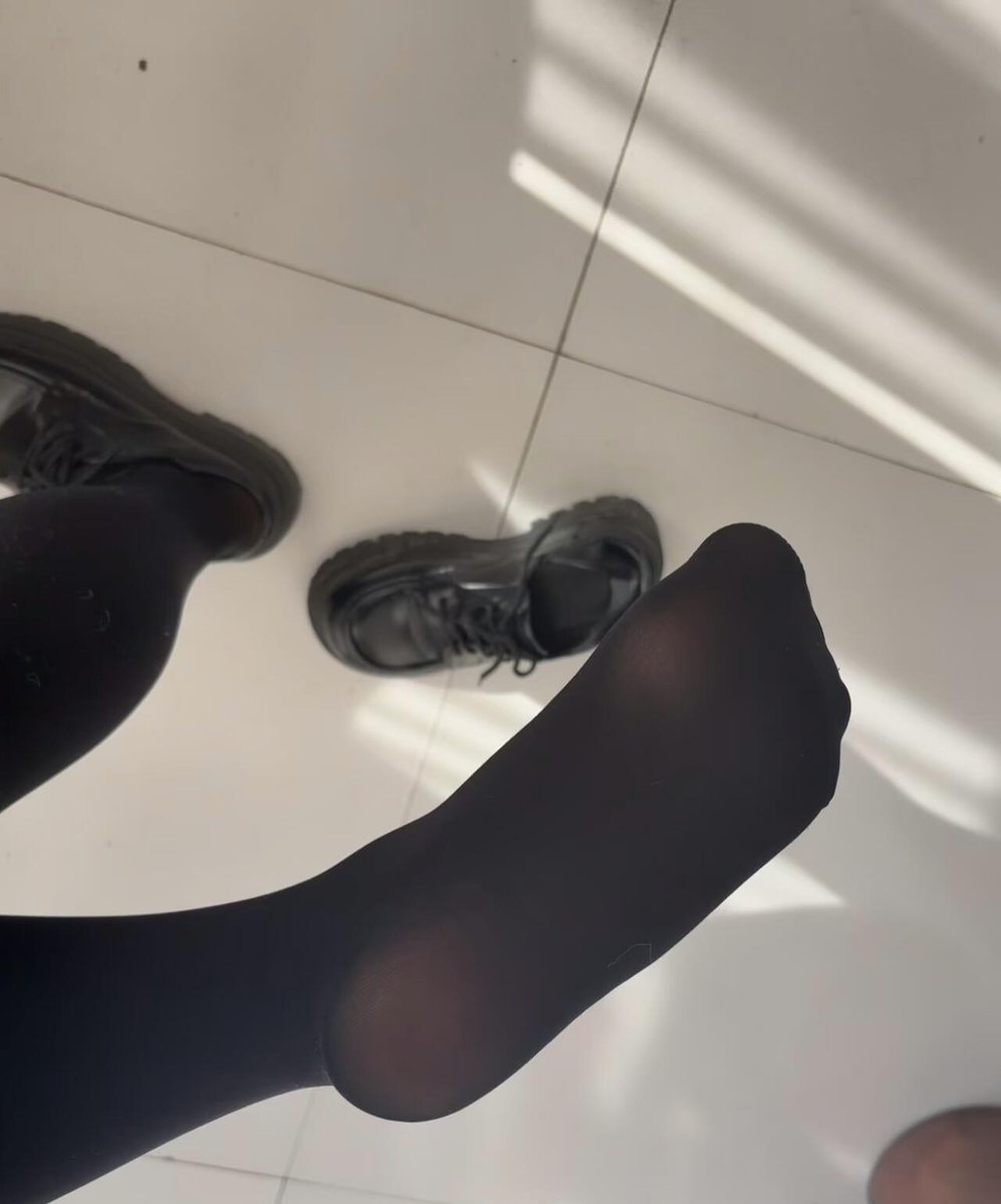 #萝莉 #足控 #白丝 #丝袜  #萝莉  #剧情      #母狗  #剧情  #反差  有剧情搭子