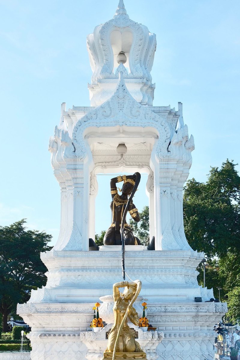 KanYaPhakSEP's tweet image. ปีละครั้ง ทำด้วยความตั้งใจ ขอบารมีพระแก้วมรกต เทวดาหลักเมือง พระแม่ธรณี อวยพรให้ทุกคนพ้นจากเคราะห์ทั้งปวง และสมบูรณ์ด้วยหน้าที่การงาน เงินทอง ทรัพย์สินสมบัติ 

ดีใจที่ได้ร่วมบุญกับทุกคนอีกครั้ง ขออนุโมทนาในบุญนี้ด้วยน้าา 🙏🏻