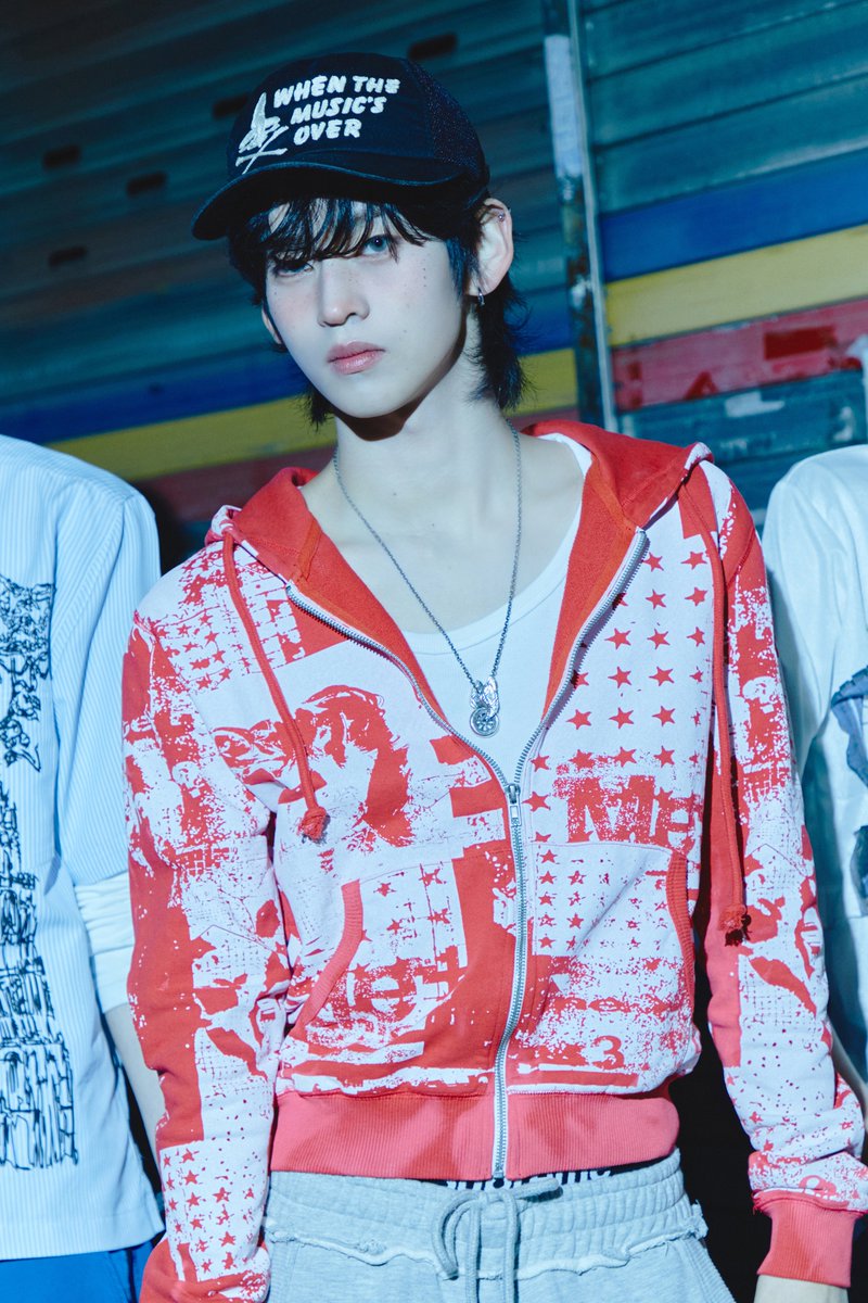 idntt_cosmo's tweet image. idntt &amp;lt;yesweare&amp;gt;
Concept Photo Street Boy A ver.

id10 towa

2026.01.05 6PM KST

#idntt #아이덴티티 #アイデンティティ
#yesweare
#토와 #towa