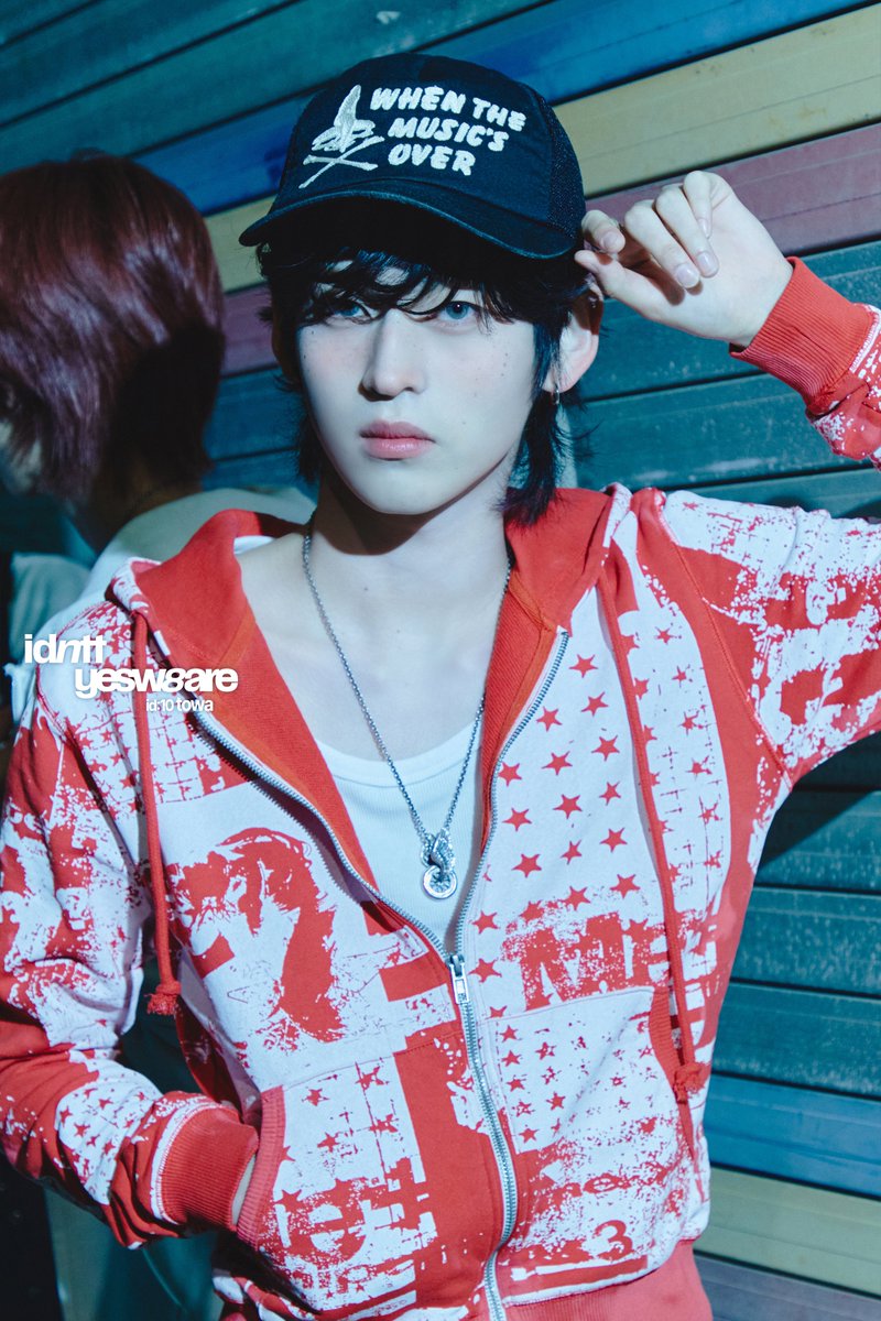 idntt_cosmo's tweet image. idntt &amp;lt;yesweare&amp;gt;
Concept Photo Street Boy A ver.

id10 towa

2026.01.05 6PM KST

#idntt #아이덴티티 #アイデンティティ
#yesweare
#토와 #towa