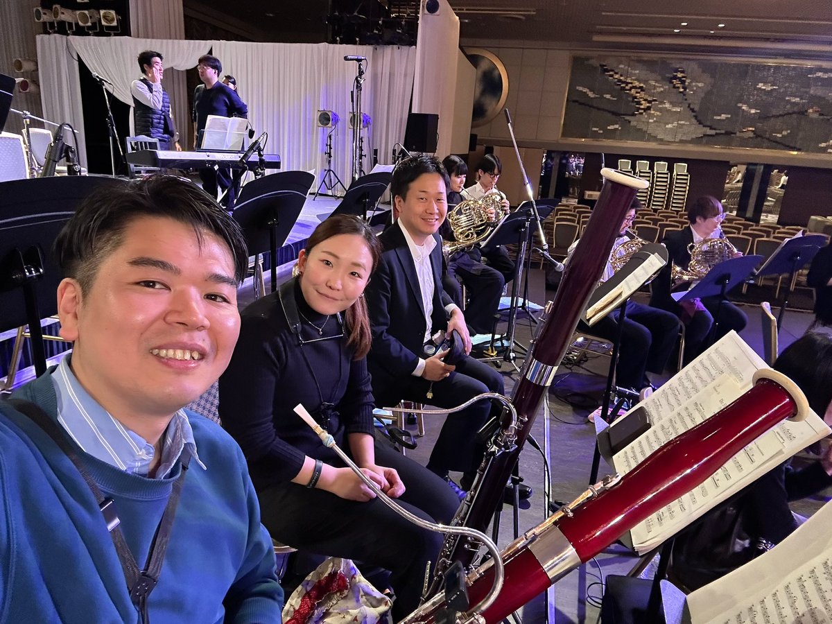 新年明けましておめでとうございます🙇‍♀️✨昨年お世話になった皆さまありがとうございました。2026年もどうぞよろしくお願いいたします！大晦日はニューオータニでガラ&amp;第九コンサートでした！ロビーのお正月のお花が素敵だったので、お裾分け☺️