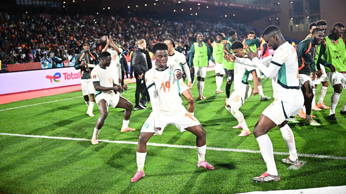 FRANCE24's tweet image. Sports - Afcon 2025 : Ivory Coast overturns Gabon to top Group F
➡️ go.france24.com/O59