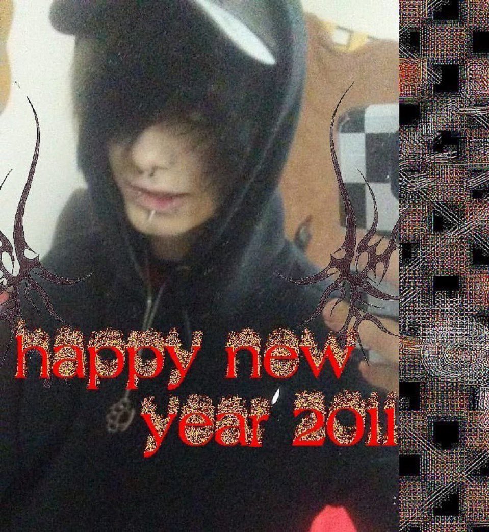 (((barnisito))) tweet media