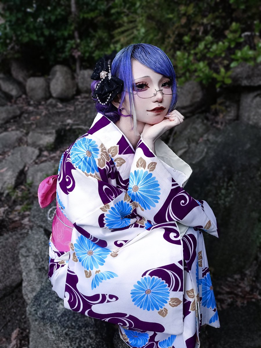 SKAlice_lilith's tweet photo. あーあ、その祠壊しちゃったんだ https://t.co/jKT7TpY5xU