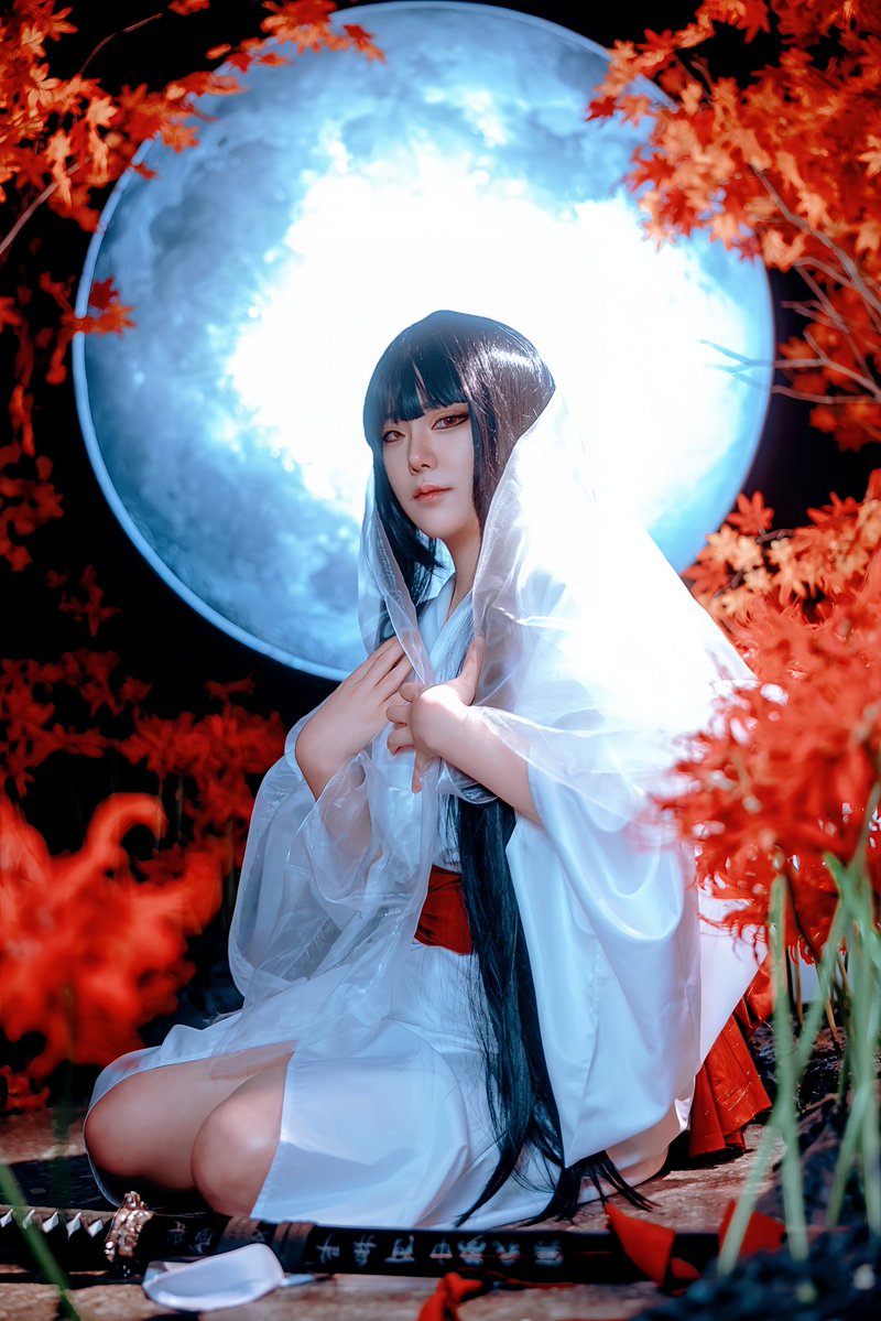 #LimbusCompany #良秀 #LCB04 #쾌녀_cos
"여우 시집 보내기 좋은 날이군. 이렇게 맑은데 소낙비가 잠깐 오고 그치는 날 말이다."