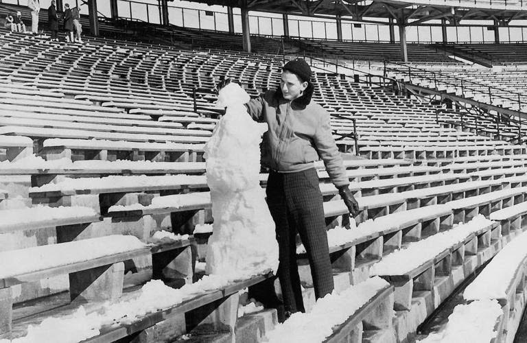 spann's tweet image. ON THIS DATE IN 1964: Bear Bryant said later that the only thing that could have messed up his eighth ranked Alabama team’s chances in the 1964 Sugar Bowl against 6th ranked Ole Miss in New Orleans would have been if it were to snow.

Well, much to his chagrin, it did snow the…