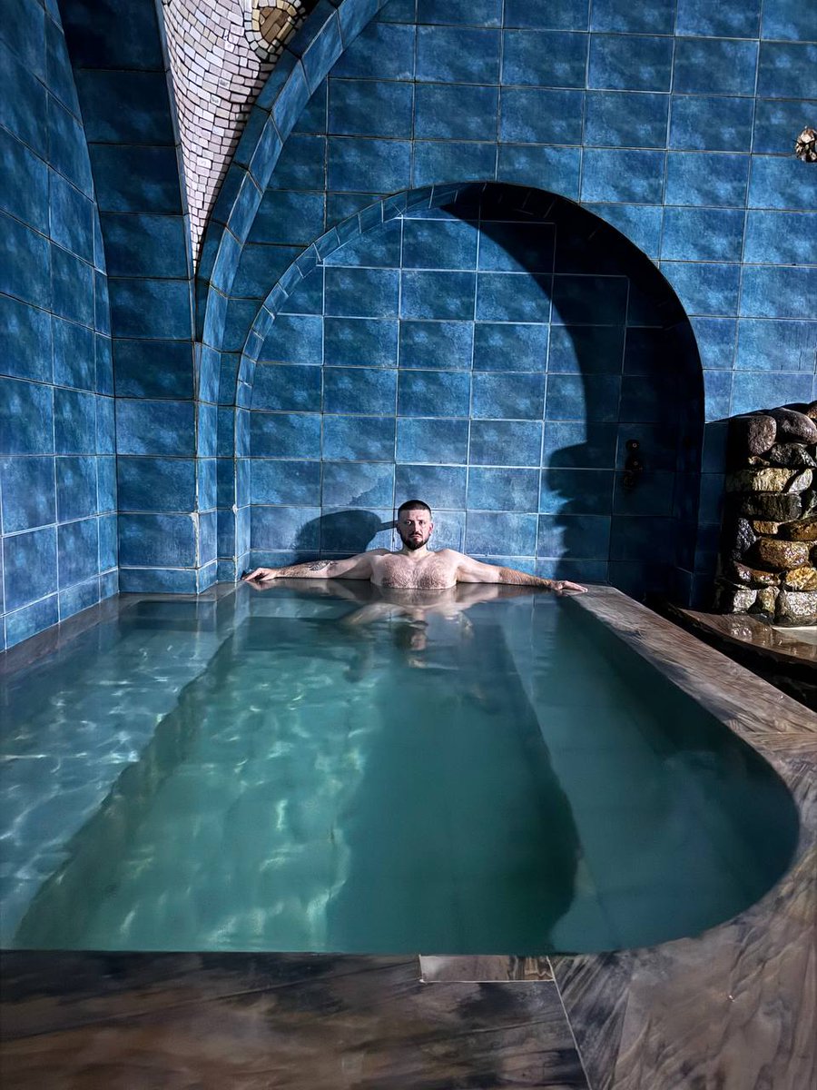 Altlead's tweet image. 2026 #нюдсочетверг