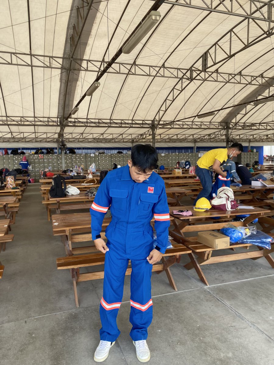 k495254p's tweet photo. หมดล่ะบ่วันหยุดกู🤣
#มาบตาพุต https://t.co/nVyP5nAhkl
