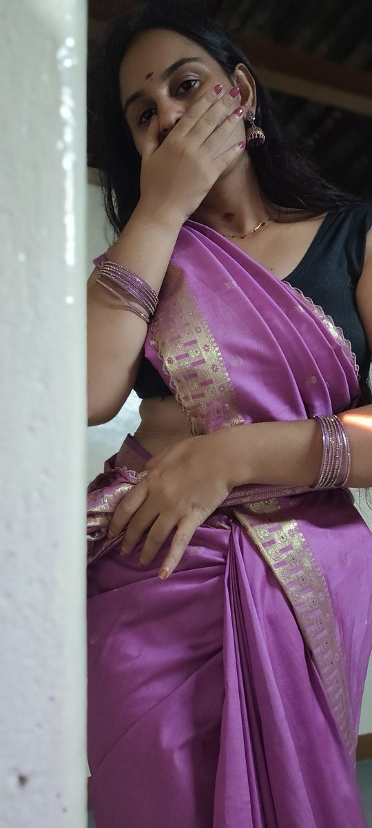 ranjanikovai's tweet photo. #NewYear2026 selfie..💜 https://t.co/oOfeuljwmS