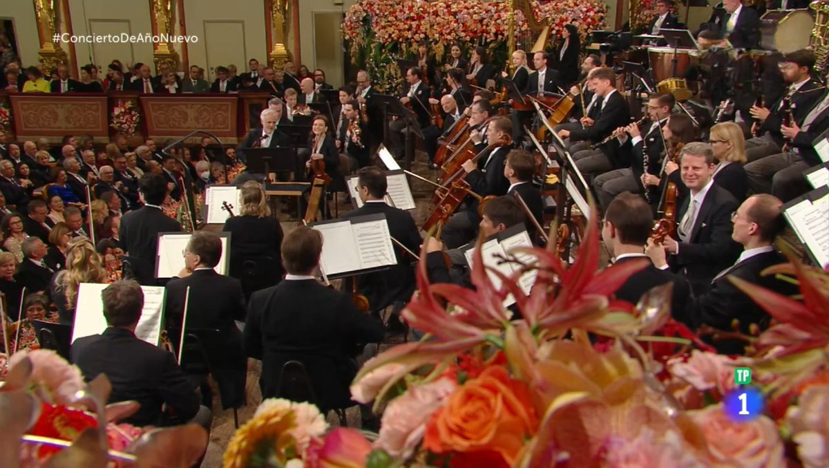 El #ConciertoDeAñoNuevo siempre es la mejor forma de iniciar el año... Su música, sus coreografías... y las historias que hay detrás de las composiciones... 🥰
Sólo descubrir a Florence Price bien vale por un 2026 esperanzador... 
muyinteresante.okdiario.com/historia/flore…