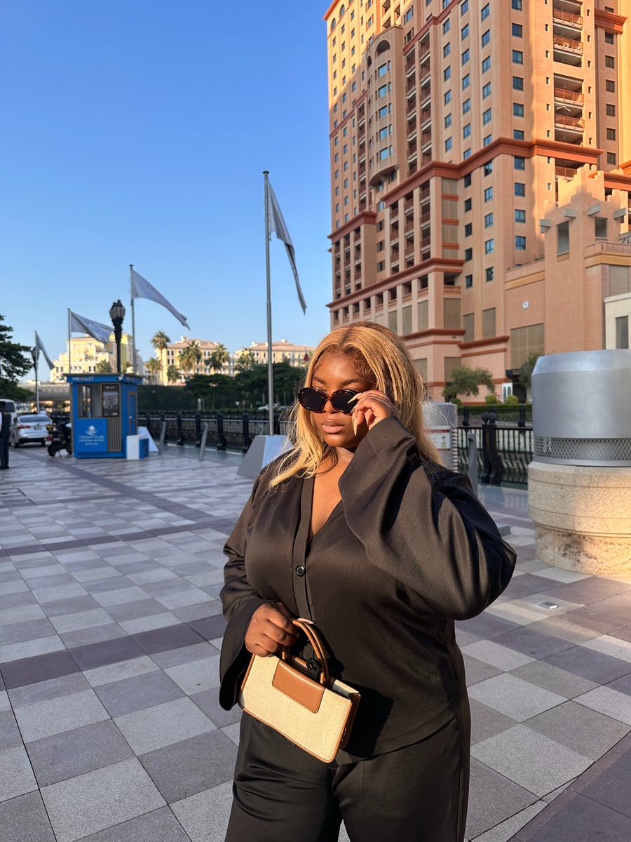 Defi Queen ( 💙, 🧡, 💜) tweet media