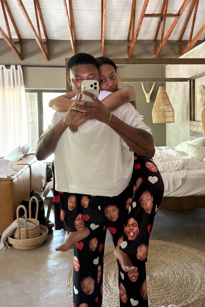 oratiletlhapi's tweet image. love of my life