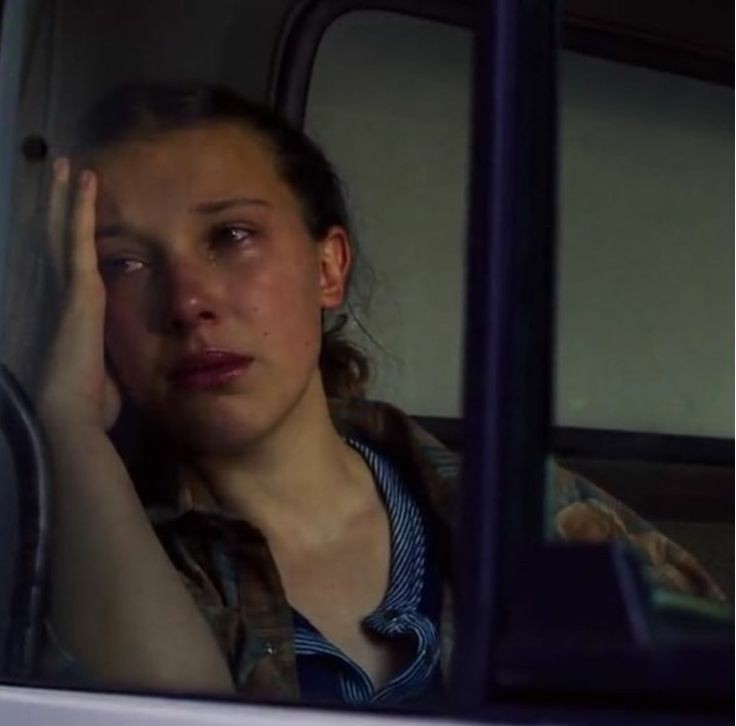 ya empecé el 2026 llorando por stranger things, muerte a el estúpido que decidió estrenarla ahora y arruinarme la vida así