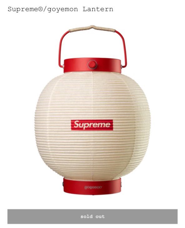 シュプリームの初売り行こうか迷い中 行くとしても夕方だからあんまり