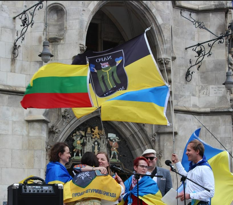 Happy Lithuanian flag day!