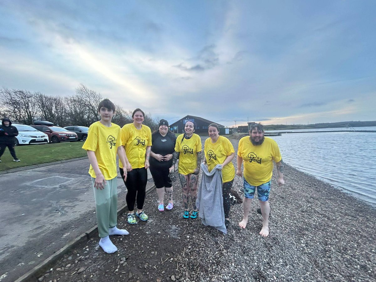 Michael80785305's tweet photo. Before, during &amp; after! What a way to start the year.  Huge thank you to Sarah, Hayley, Mara, Gaynor &amp; Jack for joining Euan. Also hugs thanks to everyone that's donated &amp; shared. Donations still welcome though!
 https://t.co/l7TX1HNyJo https://t.co/8G4sWCflvA