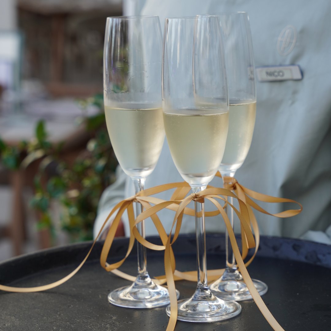 President Hotel tweet media