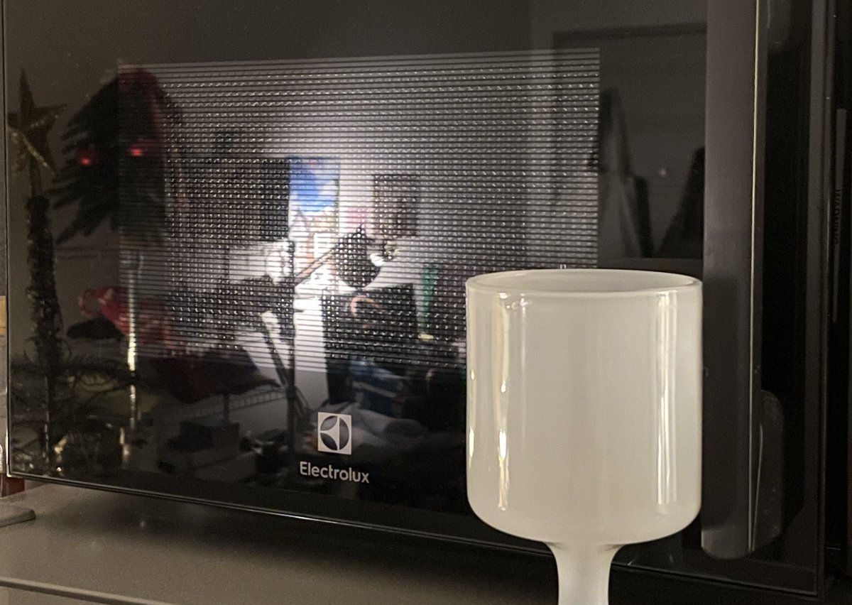 p.i.p.stu tweet media